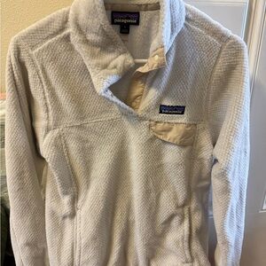Patagonia Cream Fleece Pullover - size small